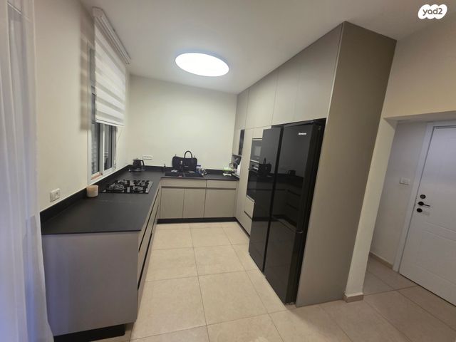 בית פרטי/ קוטג', גן יבנה