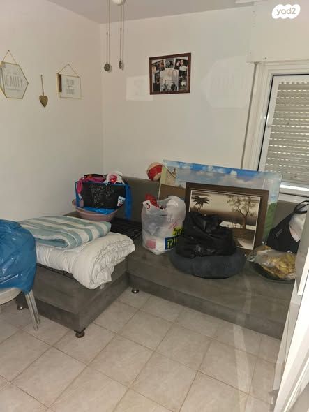 דירה, לוחמי הגטאות, צור שלום, קרית ביאליק