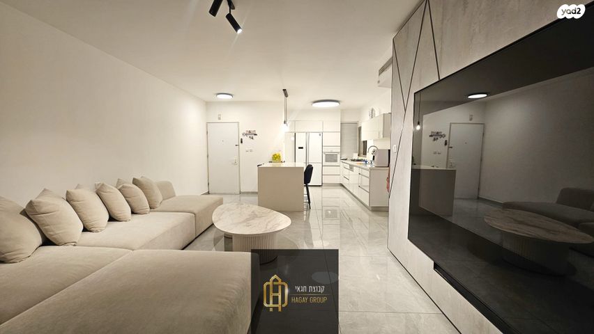 אפרים קישון 14