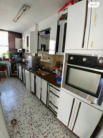 דירה, חרות, שכונת גפן, רמת גן