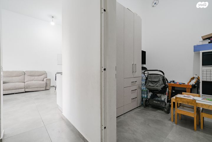 דירת גן, יצחק שמיר, נווה שרון / שער העיר, נתיבות