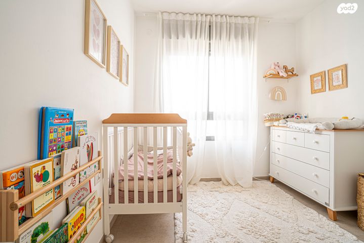 דירה, עזר וייצמן 2, מתחם 1200, הוד השרון