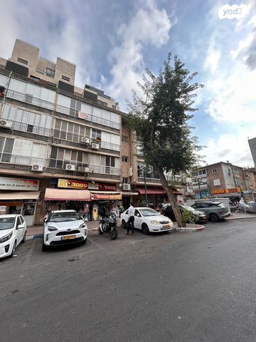 דירה, ביאליק 66, שכונת בן גוריון, מרכז העיר ג', רמת גן