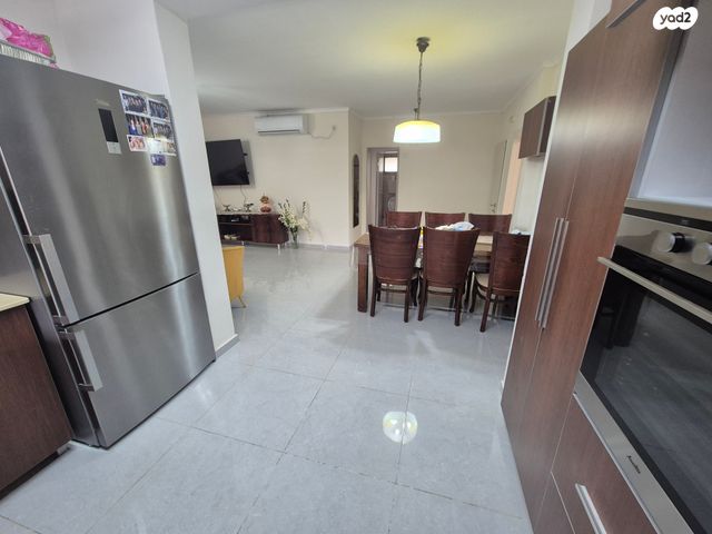 דו משפחתי, האילן, אפרידר, אשקלון