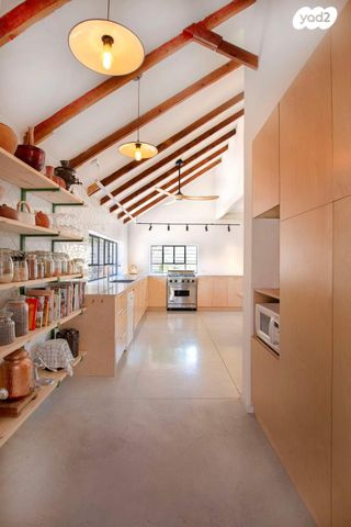 דו משפחתי, חרוצים