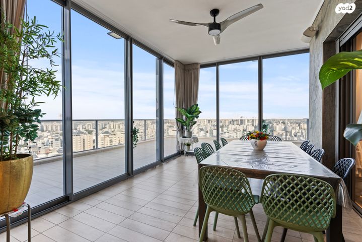 גג/ פנטהאוז, מיש"ר, קרית הלאום, ראשון לציון