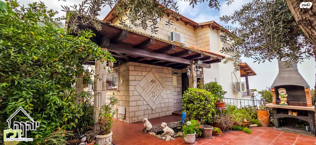 דו משפחתי, טבריה