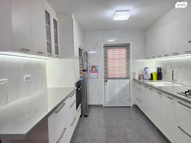 דו משפחתי, רחבת קטורה, שער הדרום, קרית גת