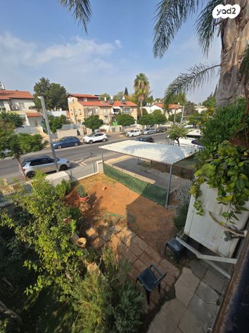 דירת גן, נווה עמל, הרצליה