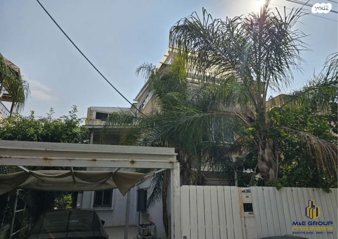 דירת גן, נווה הדרים, ראשון לציון