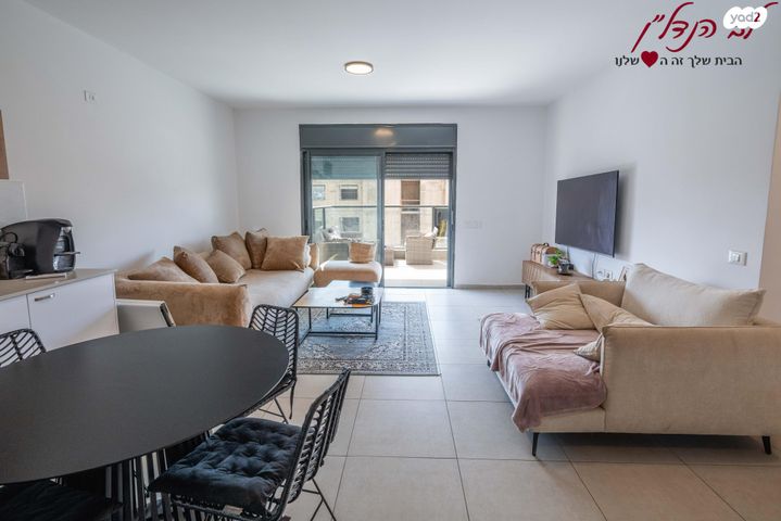 דירה, גולדה מאיר, מורשת, מודיעין מכבים רעות