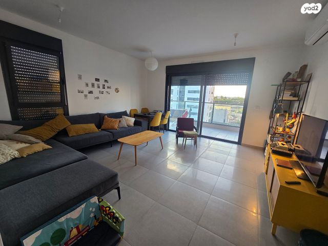 דירה, לבונה, אור עקיבא