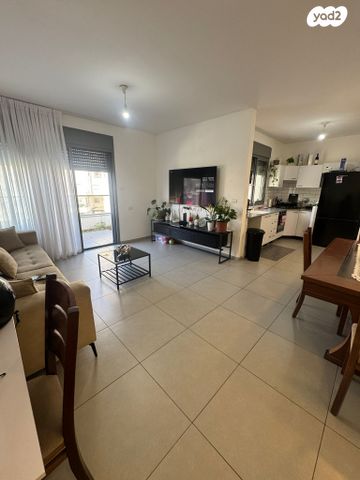 דירה, נחל רמון, הפארק - צפון ותיק, חדרה