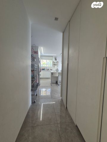 דירת גן, ויקטור הוגו, רמת שאול, חיפה