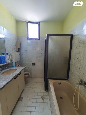 גג/ פנטהאוז, אליעזר בן יהודה 32, נתניה