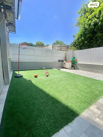 דירת גן, אסא קדמוני, נווה ברבור, כפר שלם מערב, תל אביב יפו