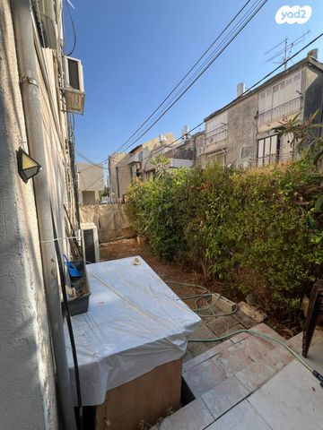 דירת גן, זאב יעבץ, מפדה אזרחי, חולון