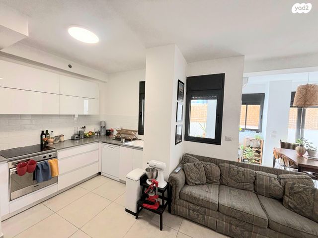 דירת גן, קרית שלום, תל אביב יפו