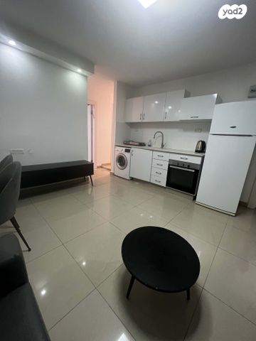 דירה, דרך מצדה 81, שכונה ב', באר שבע