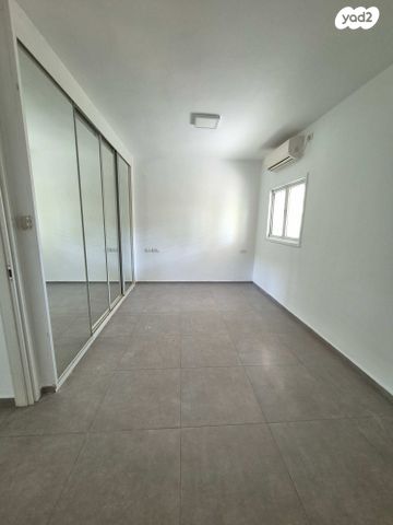 גג/ פנטהאוז, ההסתדרות, הרצליה הצעירה, הרצליה