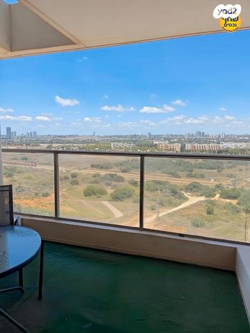 דירה, רבקה גובר, הדר המושבות החדשה / אם המושבות החדשה, פתח תקווה