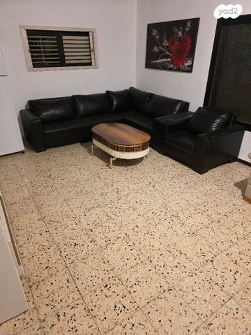 קיבוץ גלויות 