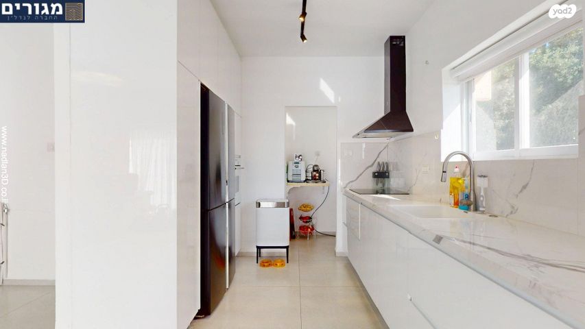 דירת גן, פנחס רוזן, רמת גולדה, חיפה