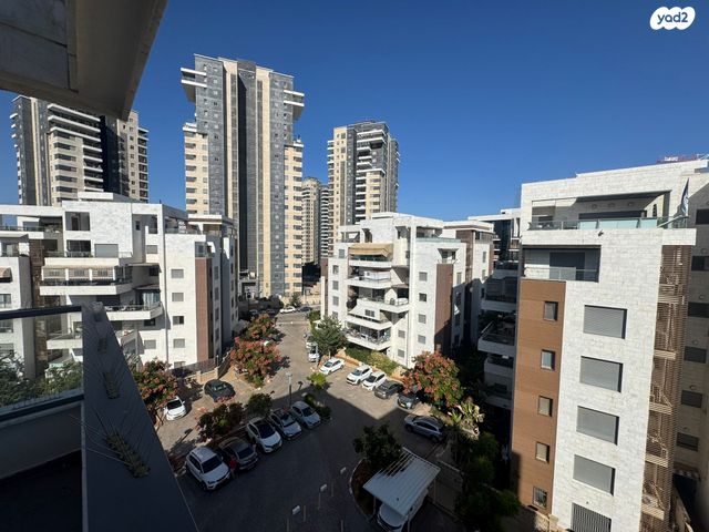 דירה, נחל רמון, הפארק - צפון ותיק, חדרה