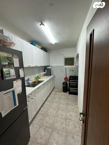 דירת גן, שז"ר, וייצמן, קרית מלאכי