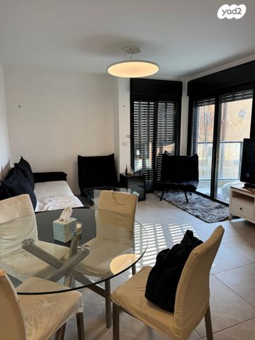 דירה, המעלות, פועלי הרכבת, גבעתיים