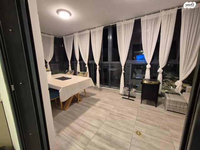 דירה, שדרות עמק יזרעאל, שקמים ואגמים, אשקלון