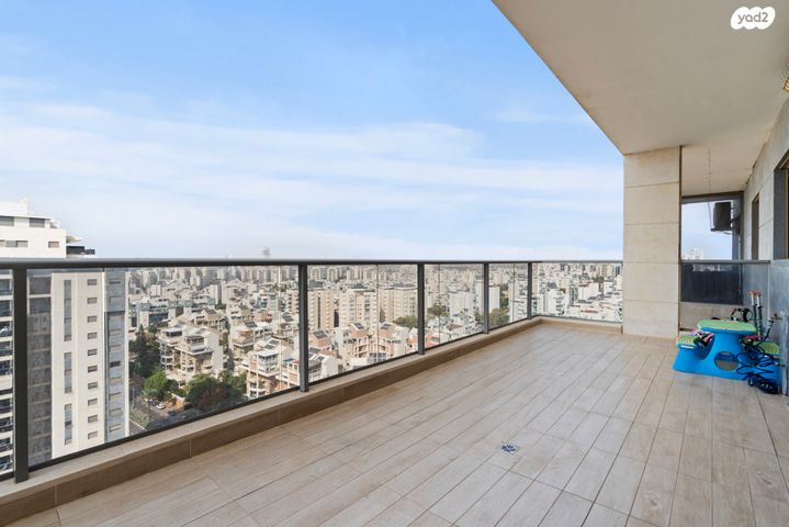 גג/ פנטהאוז, מיש"ר, קרית הלאום, ראשון לציון