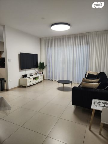 דירה, נווה שרון / שער העיר, נתיבות