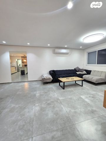 דירה, דקר 19, גני יער, לוד