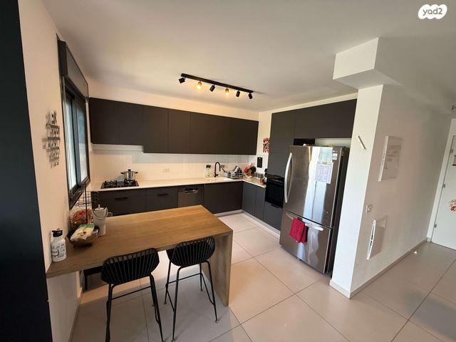 שדרות לכיש 111