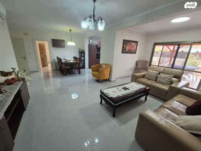 דו משפחתי, האילן, אפרידר, אשקלון