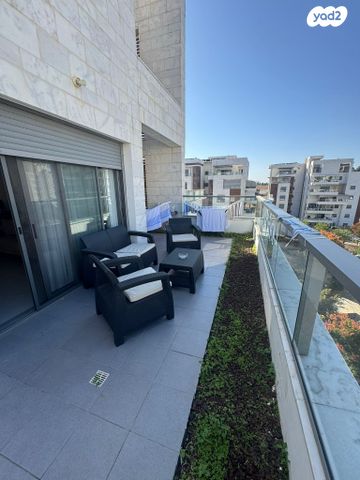 דירה, נחל רמון, הפארק - צפון ותיק, חדרה