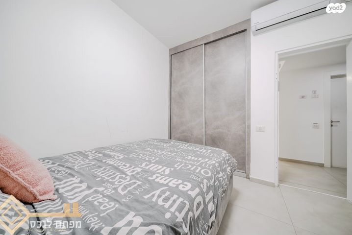 דירת גן, אריאל שרון, נווה שרון / שער העיר, נתיבות