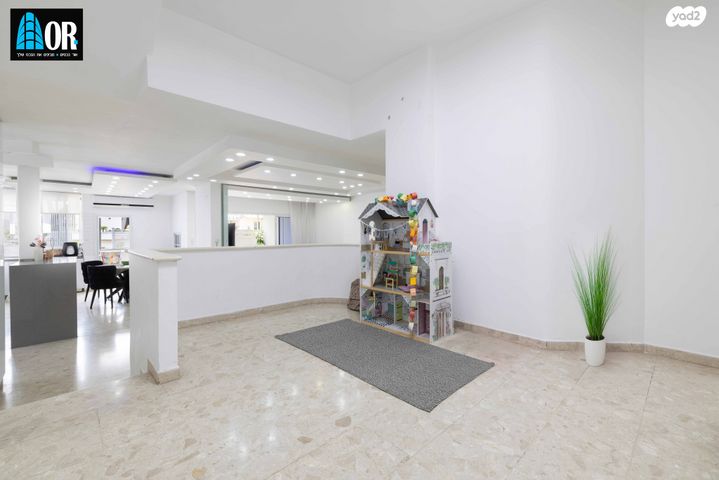 גג/ פנטהאוז, עין גב, קרית גנים, ראשון לציון