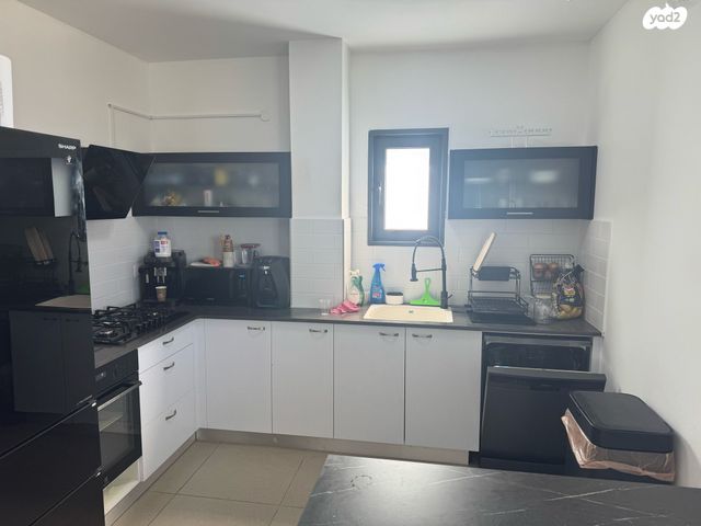 דירה, עפרה חזה 4, משכנות האומנים, קרית מוצקין