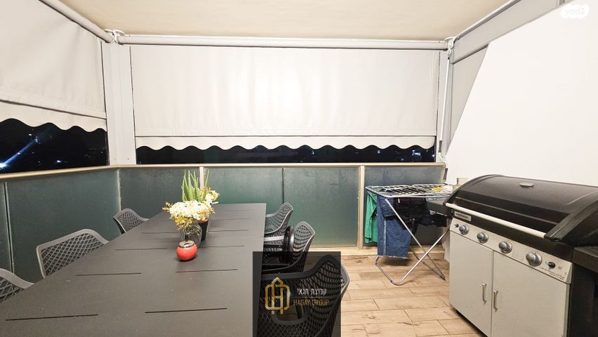 דירה, אפרים קישון 14, חתני פרס ישראל, באר יעקב