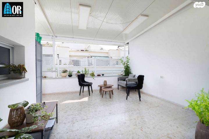 גג/ פנטהאוז, עין גב, קרית גנים, ראשון לציון