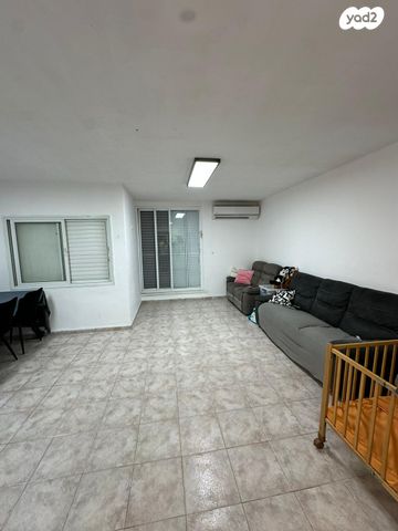 דירת גן, שז"ר, וייצמן, קרית מלאכי