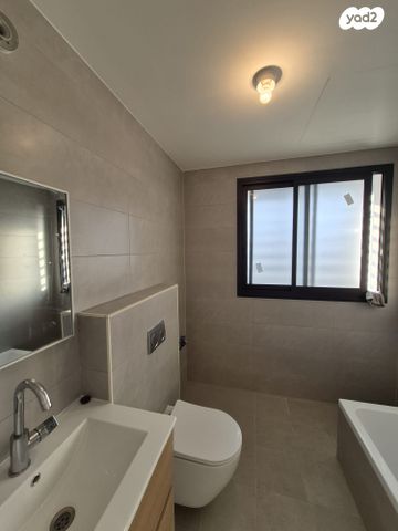 דירה, רמת השרון