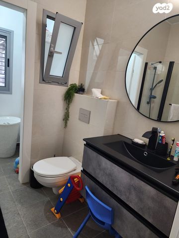 דירה, נווה שרון / שער העיר, נתיבות