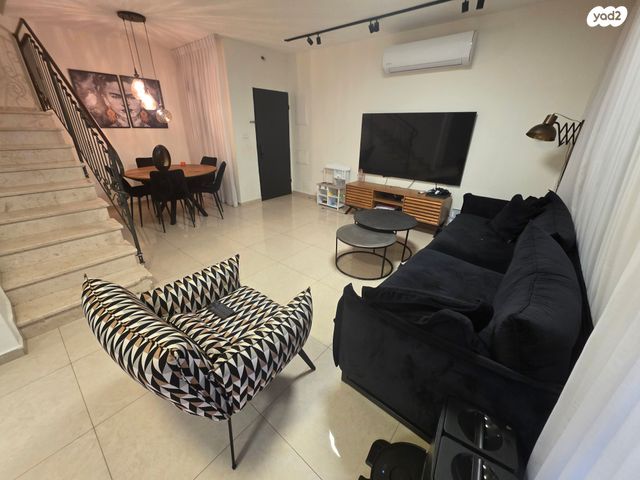 בית פרטי/ קוטג', גן יבנה