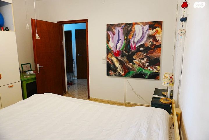 דירת גן, גבת