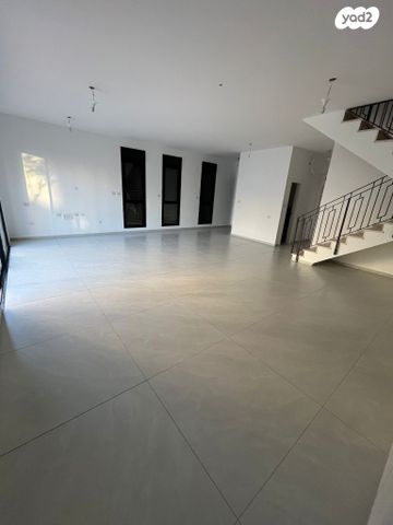 בית פרטי/ קוטג', בארית 5, חורשת נח, אופקים