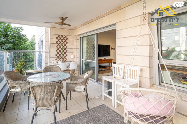 דירה, שלמה וחיה אנגל 35, כפר סבא הירוקה, כפר סבא