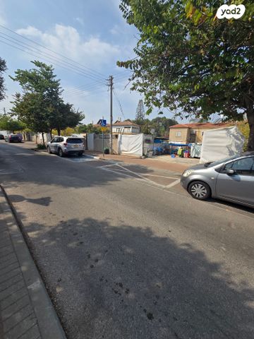 דירת גן, נווה עמל, הרצליה